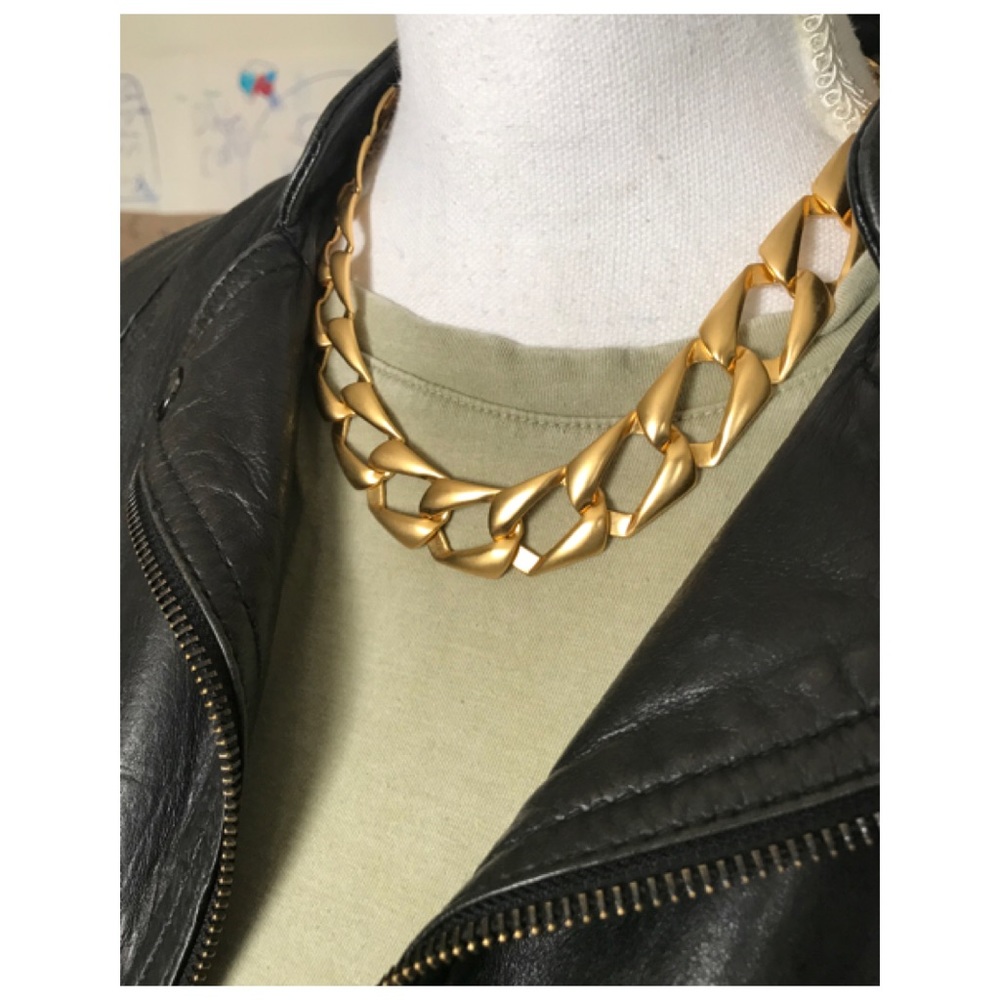 Women’s necklace big metal links gold plated NWT